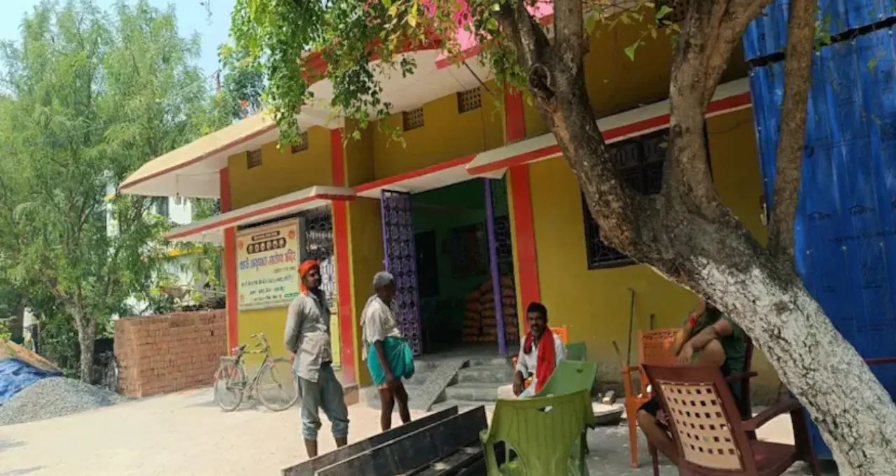 রেকর্ড গড়তেই বদলে যাচ্ছে বৈভবের বাড়ি! নতুন রঙে সাজছে সূর্যবংশীর পৈতৃক ভিটে, তৈরি হচ্ছে ‘গর্বের ঠিকানা’
