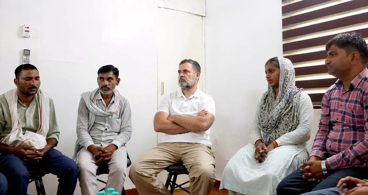 NEET री-टेस्ट के लिए सेना और वायुसेना की मदद लेगी सरकार, सुरक्षा व्यवस्था कड़ी