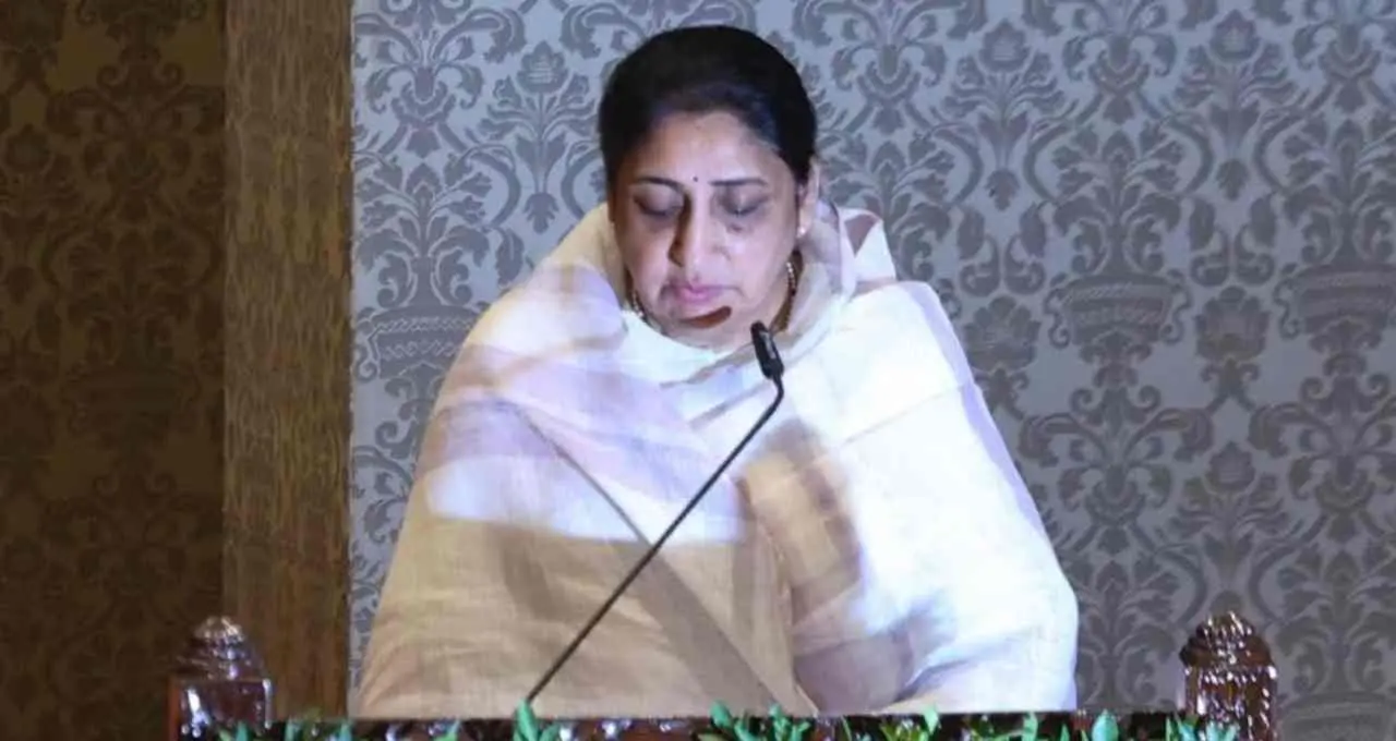 NCP Internal Politics: सुनेत्रा पवार से मुलाकात के बाद बढ़ी हलचल, विधायक इद्रीस नाईकवाडी ने इस्तीफे से किया इनकार