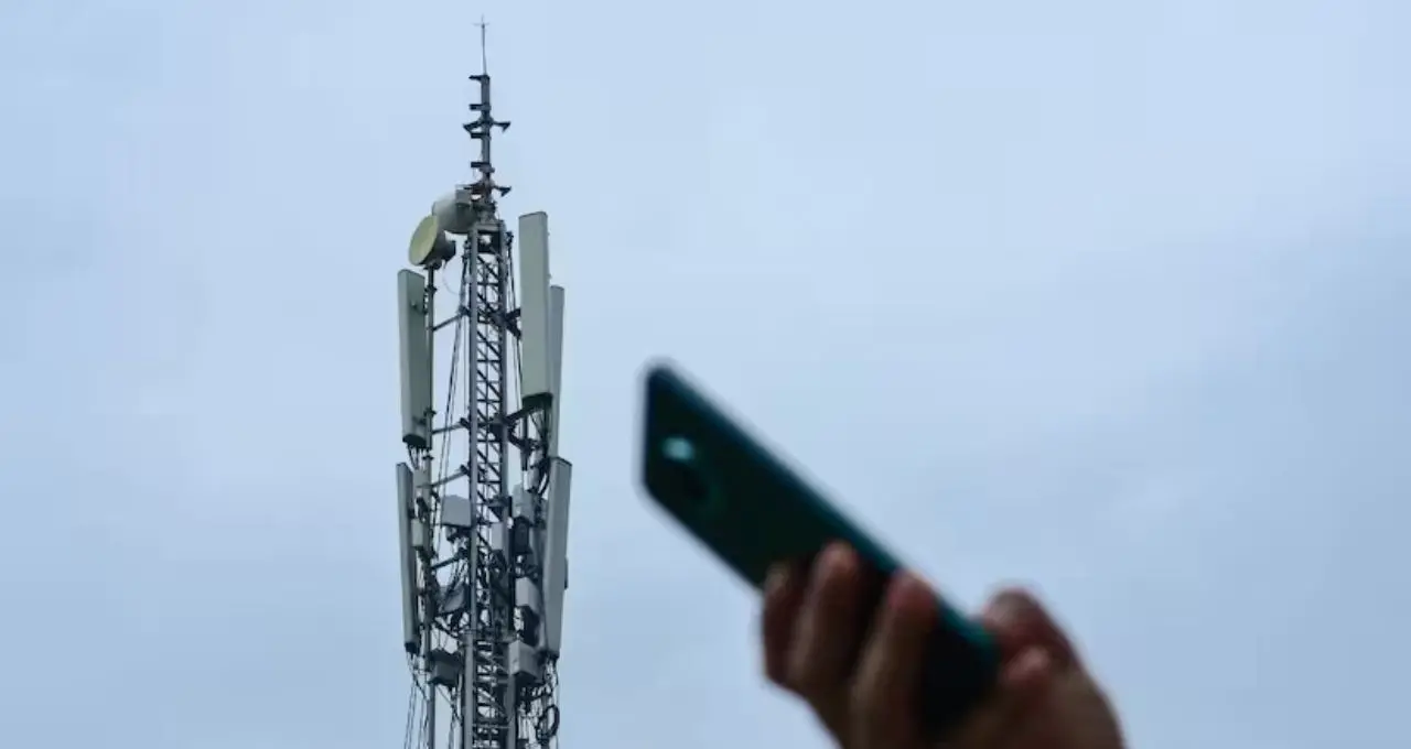 ফ্রি 5G ডেটার দিন কি শেষ হতে চলেছে? Jio-Airtel-Vi গ্রাহকদের জন্য বড় ইঙ্গিত, বাড়তে পারে রিচার্জের খরচ
