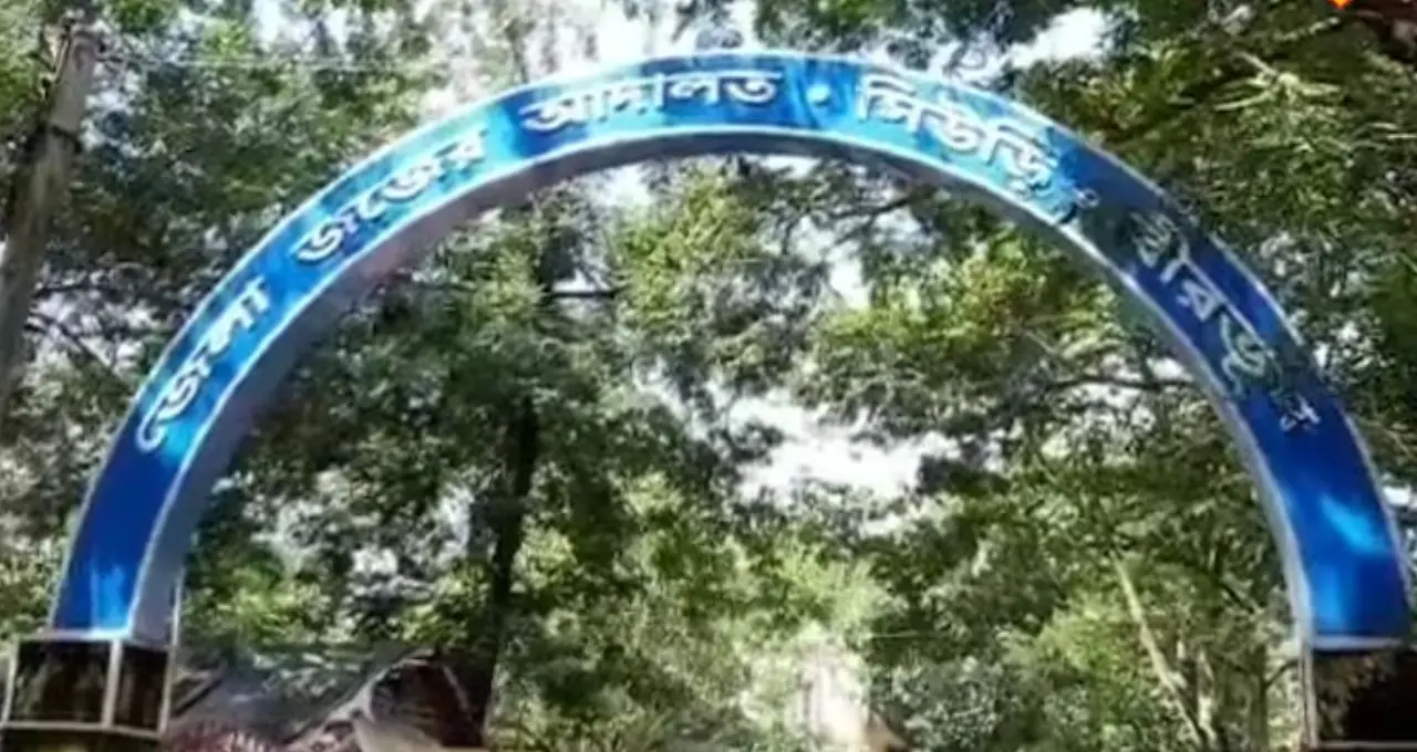 হেলমেট না পরার জরিমানা মকুবের সুযোগ! বীরভূমে বসছে বিশেষ লোক আদালত, মিলতে পারে বড় স্বস্তি