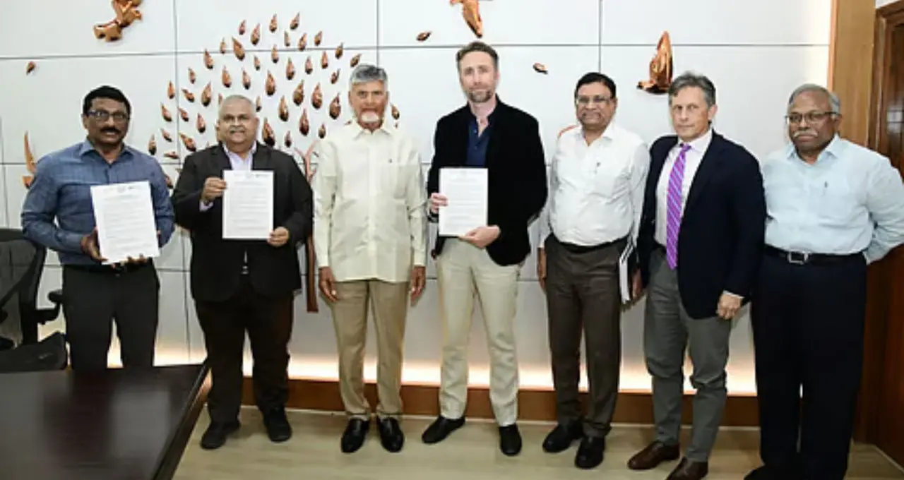 सीएम नायडू ने सिंगापुर में निवेशकों को आंध्र में निवेश का न्योता दिया