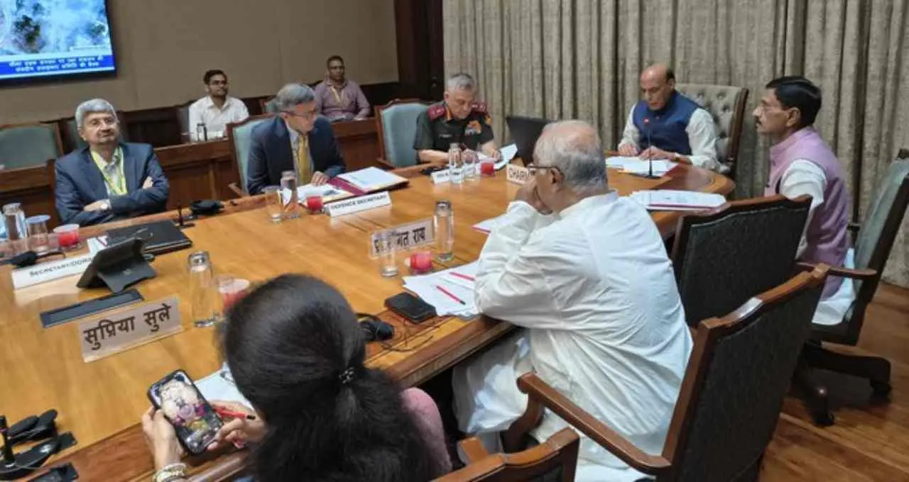 BJP Leadership Meeting: संगठन में बदलाव की अटकलों के बीच राजनाथ सिंह के आवास पर हाई लेवल बैठक