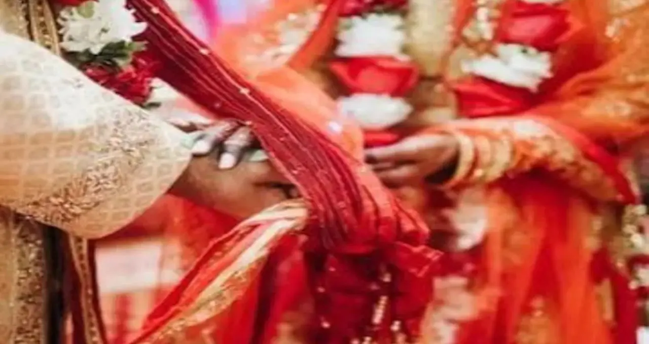 বিয়েতে বয়সের ফারাক ৩, ৫ নাকি ৭ বছর? সুখী দাম্পত্যের ‘সেরা ফর্মুলা’ নিয়ে কী বলছে গবেষণা?
