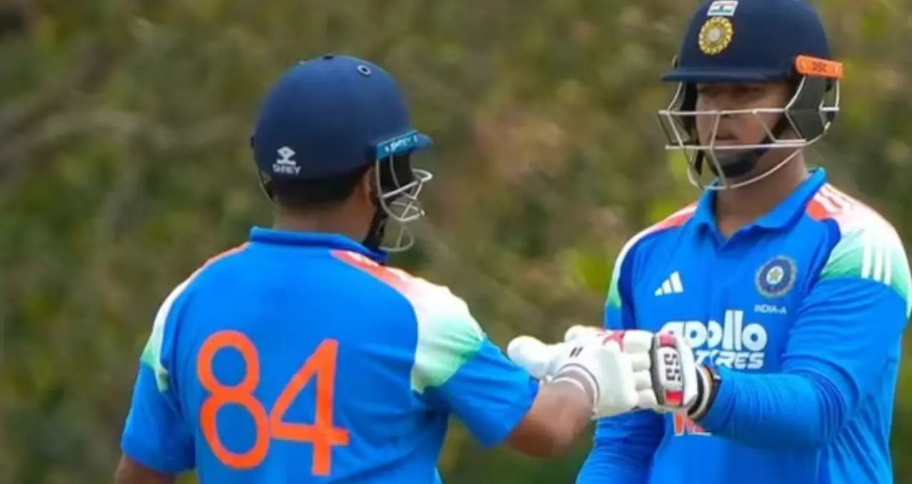 সামনে ছিল ১৭ রানের কঠিন লক্ষ্য! সুপার ওভারে ব্যর্থ বৈভব সূর্যবংশী, হতাশ ভারত ‘এ’ শিবির
