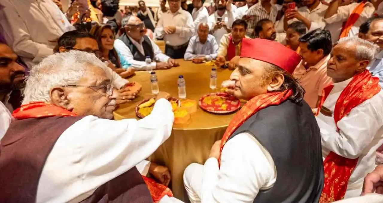 UP Politics 2027: SP-BSP की चुनावी रणनीति, जातीय समीकरण पर बढ़ा फोकस
