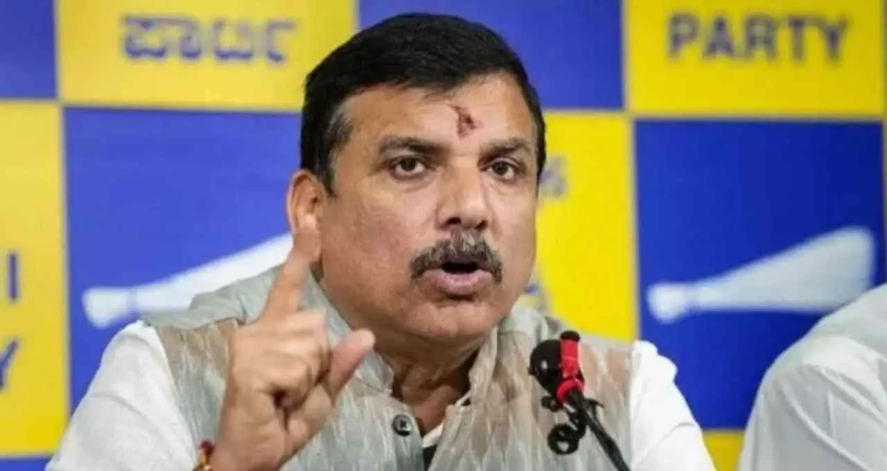 TMC में कथित टूट पर सियासत तेज, संजय सिंह ने सयानी घोष का नाम लेकर BJP पर साधा निशाना