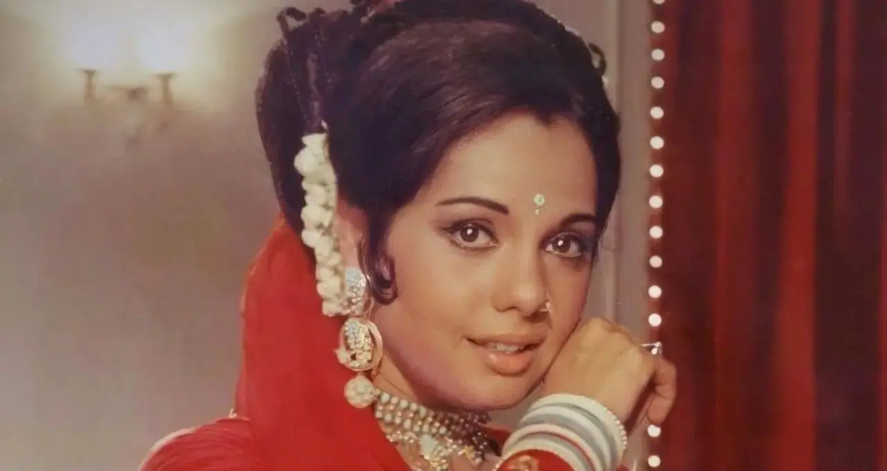 Guess the Actress: কেরিয়ারের শিখরে থেকেও বিয়ের পর বিদায় বলিউডকে! চিনতে পারছেন এই কিংবদন্তি নায়িকাকে? 

