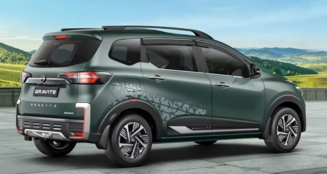 Cheapest 7-Seater Cars in India: মধ্যবিত্ত পরিবারের জন্য সেরা সস্তা ৭-সিটার গাড়ি, মাইলেজ ২৬ KM পর্যন্ত
