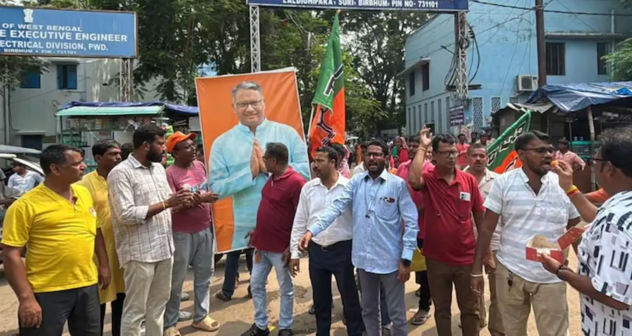 West Bengal Budget 2026: সিউড়ির সেতু-মেডিক্যাল কলেজের বাইরেও বীরভূমে ২,০০০ কোটির মেগা চমক! বদলে যাবে জেলার ভবিষ্যৎ
