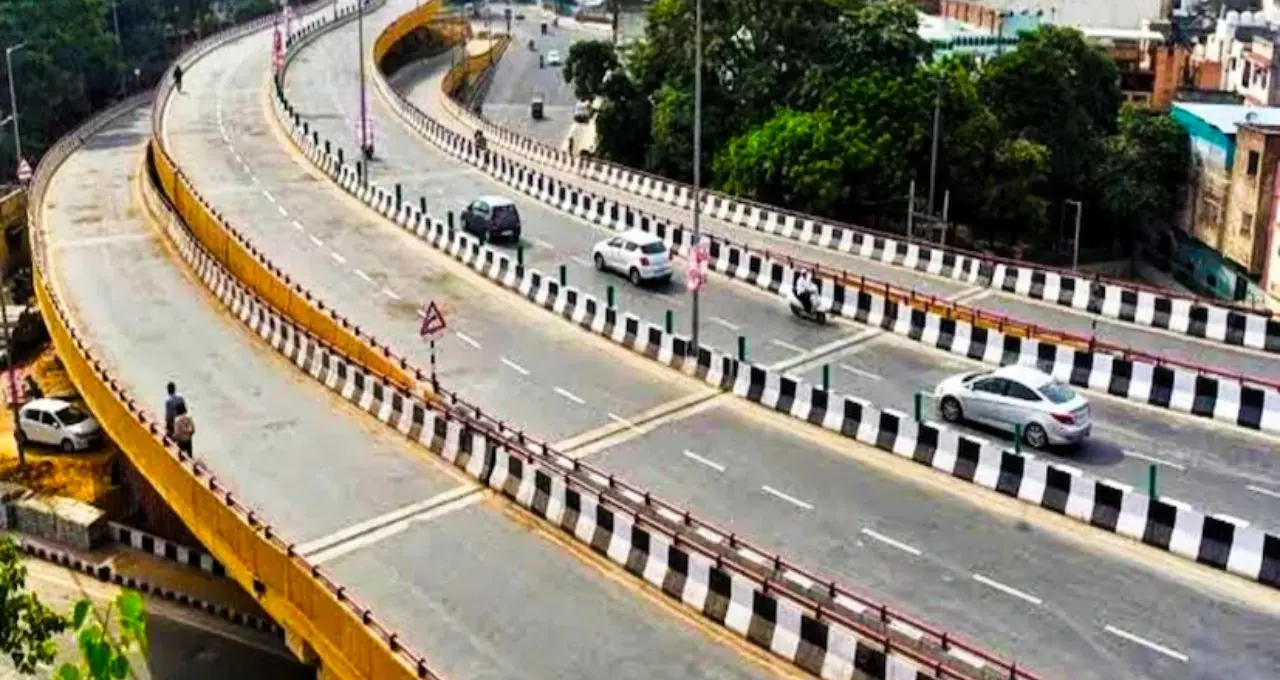 Chingrighata-New Town Elevated Corridor: যানজটের অবসান! চিংড়িঘাটা থেকে নিউটাউন পৌঁছনো হবে আরও দ্রুত, কী কী সুবিধা মিলবে এই মেগা প্রকল্পে?

