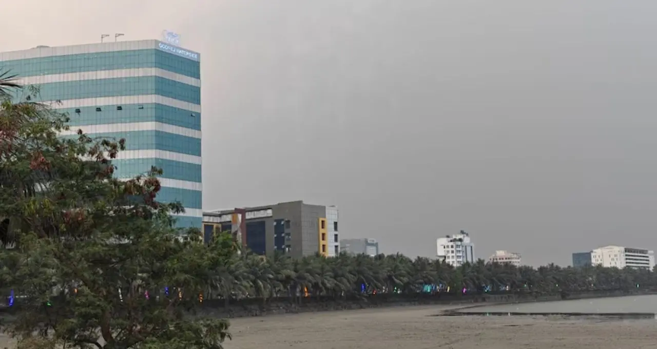 গরমের দাপট শেষ, শুরু বজ্র-বিদ্যুতের তাণ্ডব! কলকাতা-সহ একাধিক জেলায় হলুদ সতর্কতা, ঝোড়ো হাওয়া-বৃষ্টির পূর্বাভাস
