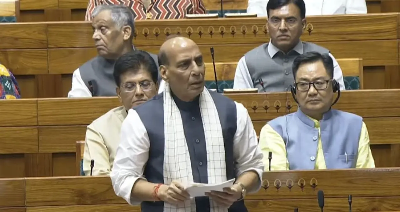 ऑपरेशन सिंदूर पर सियासी विवाद: शहीद जवानों की जानकारी को लेकर कांग्रेस और सरकार आमने-सामने