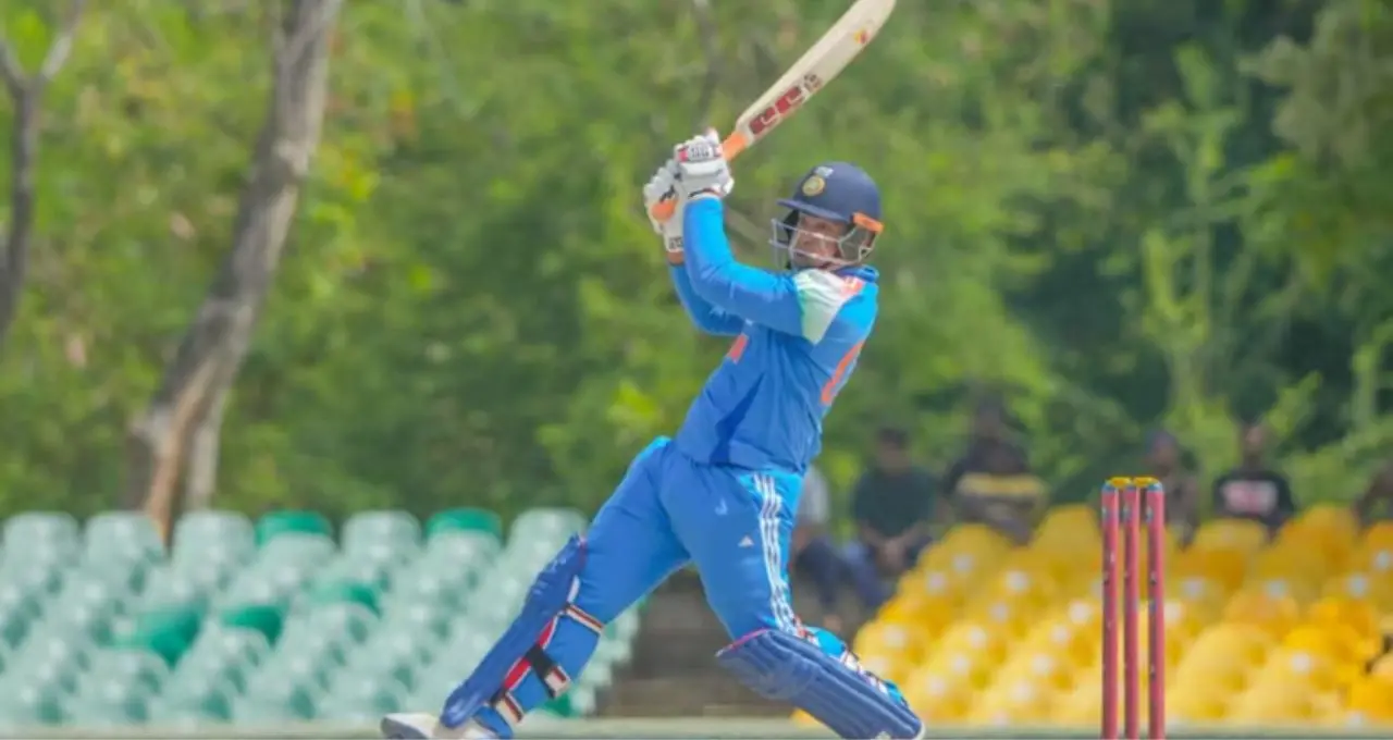 বৈভবের অপেক্ষা আরও দীর্ঘ! দুই ক্রিকেটারের টি-২০ অভিষেক হলেও সুযোগ মিলল না তরুণ বিস্ময়ের, আয়ারল্যান্ডের বিরুদ্ধে চমকে ভরা ভারতের একাদশ
