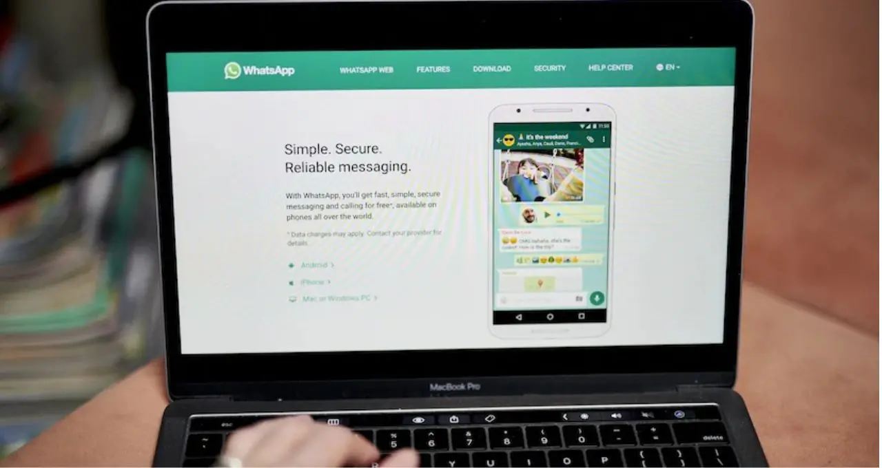 WhatsApp Web ব্যবহারকারীদের জন্য বড় সতর্কতা! পরিচিত নম্বর থেকেও আসতে পারে ম্যালওয়্যার, জারি CERT-In-এর সতর্কবার্তা
