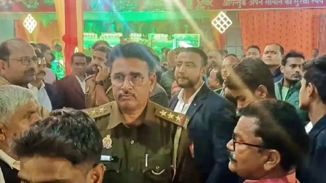 बेगूसराय में शादी समारोह के दौरान हर्ष फायरिंग,बारात में शामिल व्यक्ति को लगी दो गोलियां; हालत गंभीर