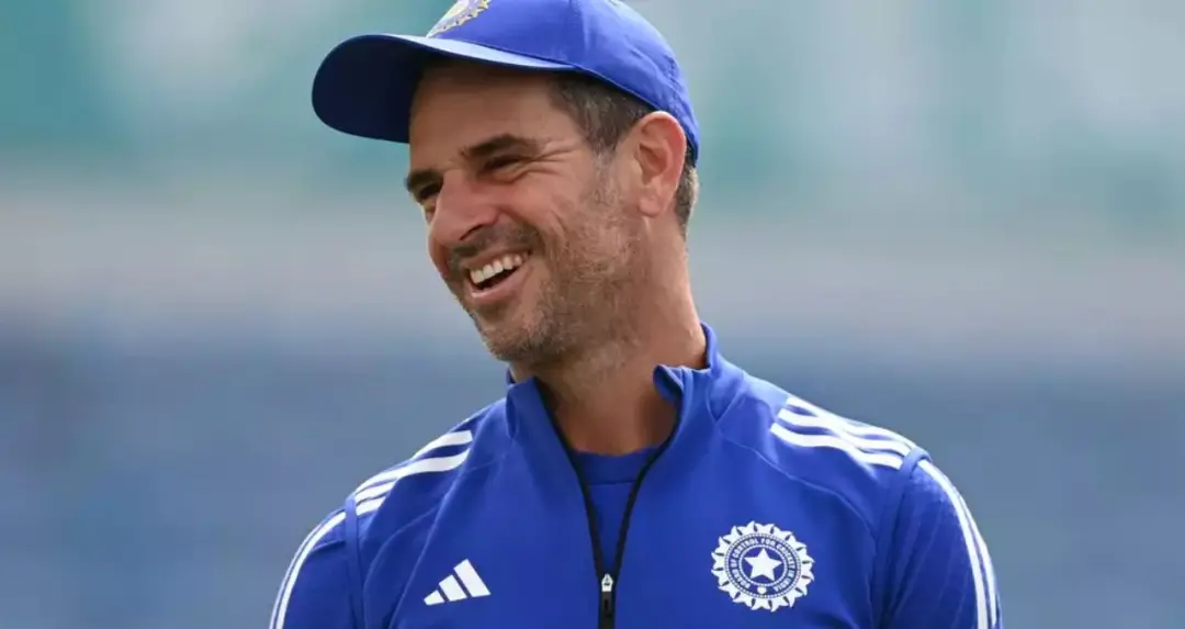 टीम इंडिया के सहायक कोच रयान टेन डोशेट ने दिया इस्तीफा, IPL 2027 में फिर थामेंगे KKR का हाथ