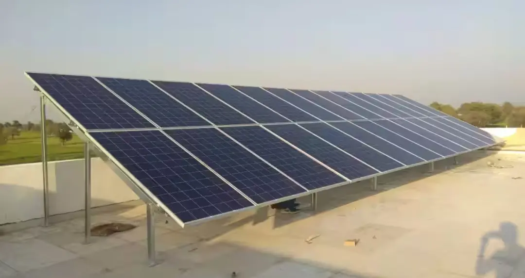 Solar Tiles Technology: अब छत बनेगी बिजलीघर, जानिए कैसे काम करती हैं नई सोलर टाइल्स