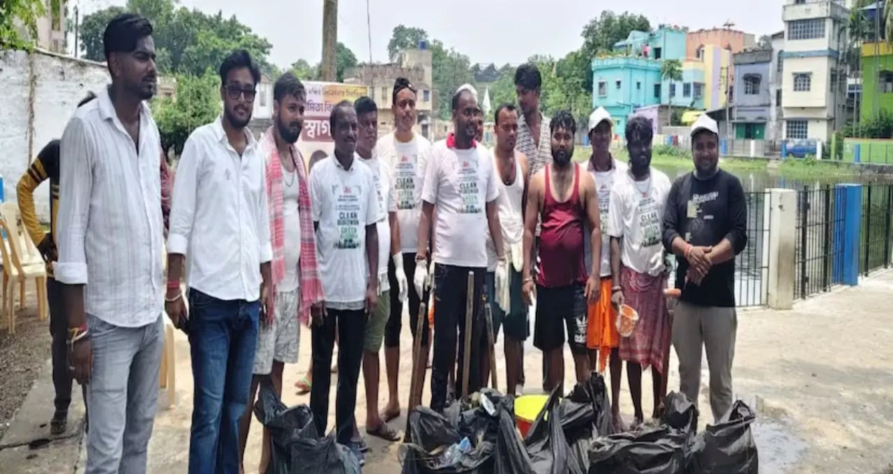 বর্ধমানকে দূষণমুক্ত করতে পথে নামল যুবসমাজ, বছরভর চলবে পরিচ্ছন্নতা অভিযান
