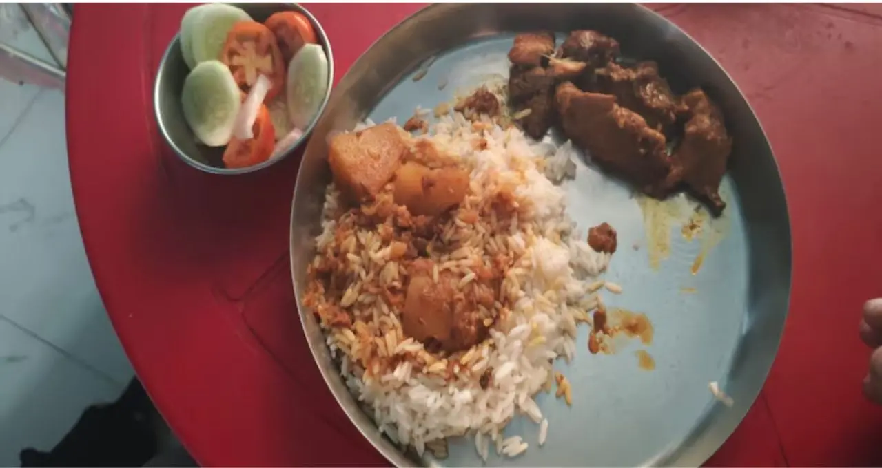 জিমে ঘণ্টার পর ঘণ্টা ঘাম ঝরিয়েও মাসল বাড়ছে না? কোথায় ভুল করছেন জানুন, ওয়ার্কআউটের পর কী খাবেন বললেন চিকিৎসক ও বডি বিল্ডার
