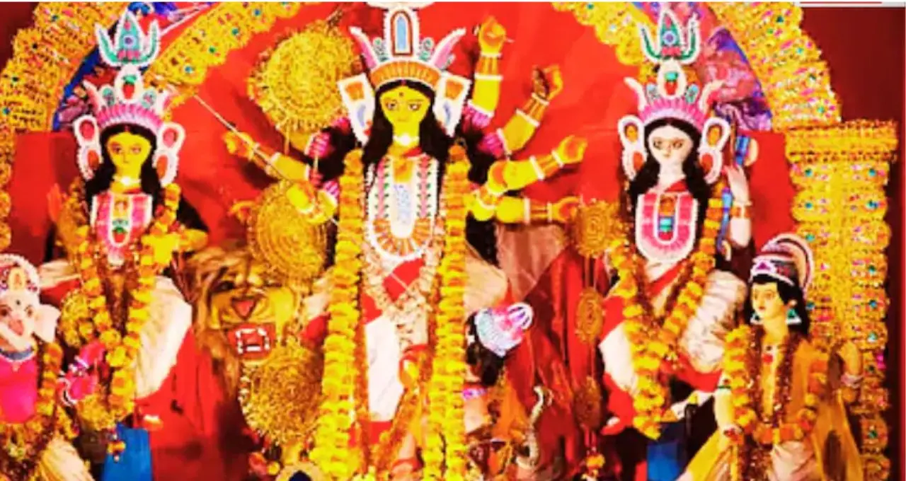আর মাত্র ১০৫ দিনের অপেক্ষা! ২০২৬-এ ঘোড়ায় আসছেন মা দুর্গা, নৌকায় বিদায়—জ্যোতিষশাস্ত্রে কী ইঙ্গিত মিলছে?
