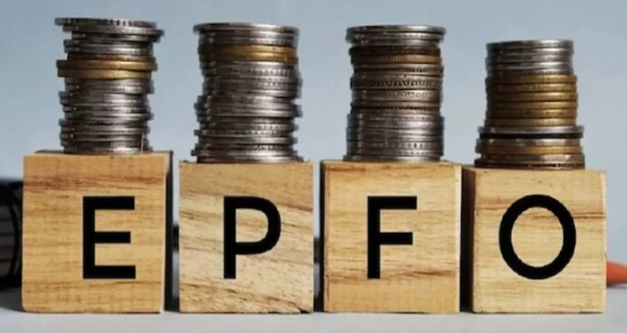 PF কাটার নিয়মে বড় বদল! হাতে বাড়বে বেতন, নাকি কমবে অবসরের সঞ্চয়? জানুন EPF Scheme 2026-এর সম্পূর্ণ হিসাব
