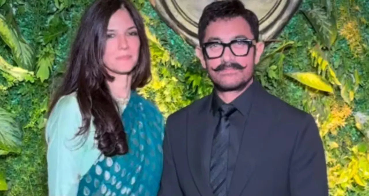তৃতীয়বার বিয়ের পিঁড়িতে আমির খান! কে এই গৌরী স্প্র্যাট? স্বাধীনতা সংগ্রামের ইতিহাস থেকে বলিউডের নতুন অধ্যায়
