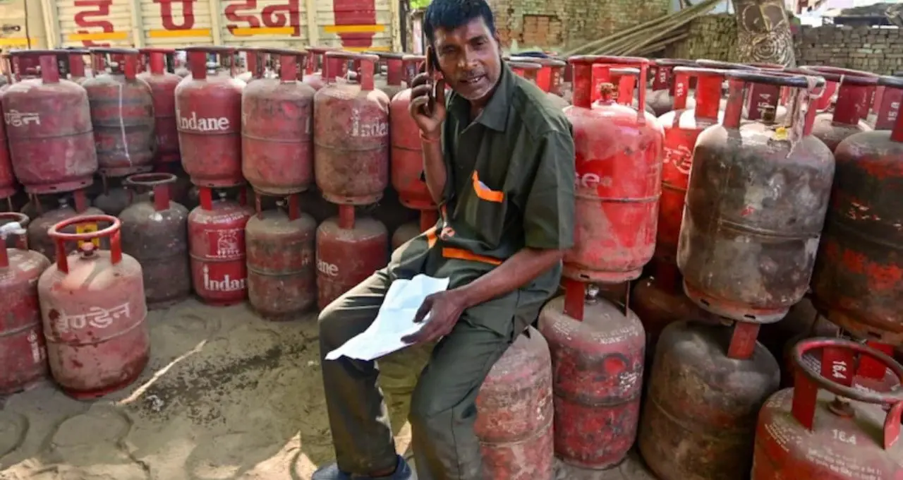LPG আমদানিতে বড় কৌশলগত বদল! উপসাগরের উপর নির্ভরতা কমিয়ে আমেরিকার দিকে ঝুঁকছে ভারত
