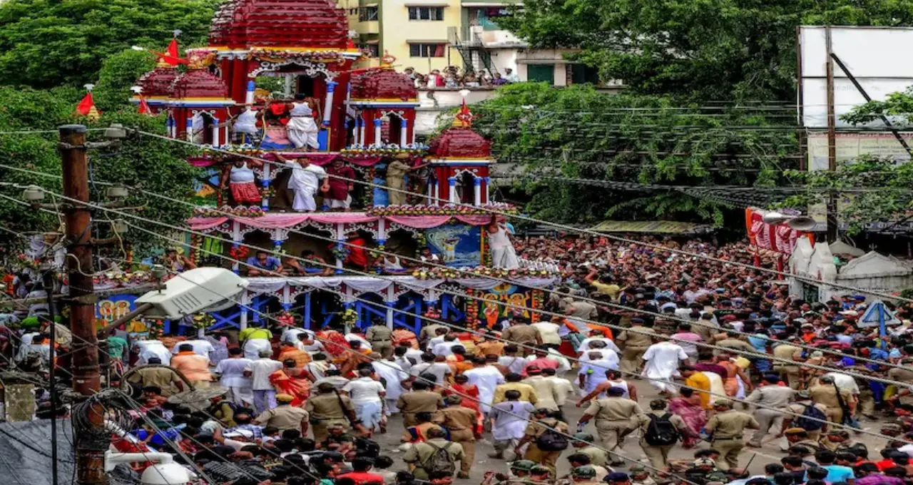 রথযাত্রা ২০২৬: কারা পাবেন ৫ লক্ষ টাকার সরকারি অনুদান? কারা পাবেন না? চেক কবে মিলবে? জেনে নিন সম্পূর্ণ তথ্য
