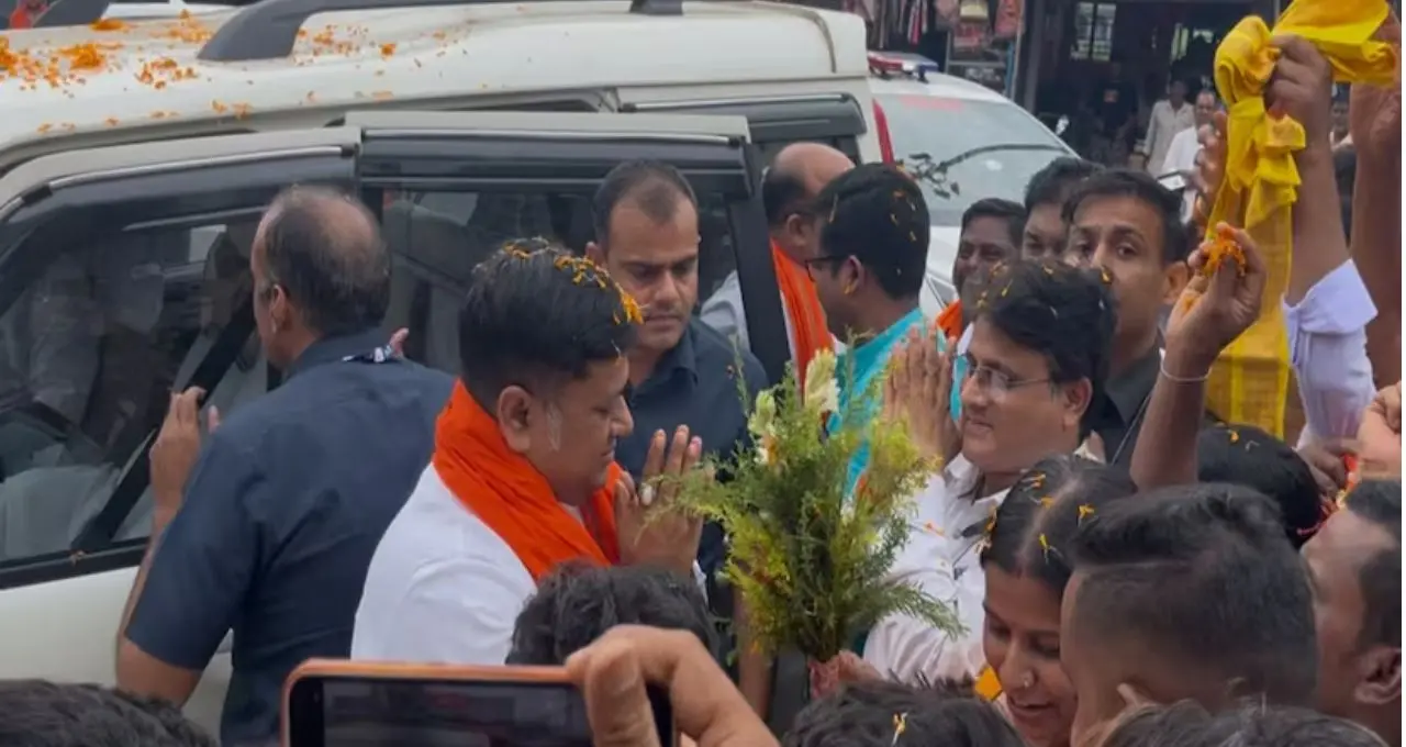 তারাপীঠে পুজো দিয়ে বারুইপুর এনকাউন্টার ইস্যুতে মুখ খুললেন সুকান্ত মজুমদার, শিল্প নিয়েও বড় বার্তা
