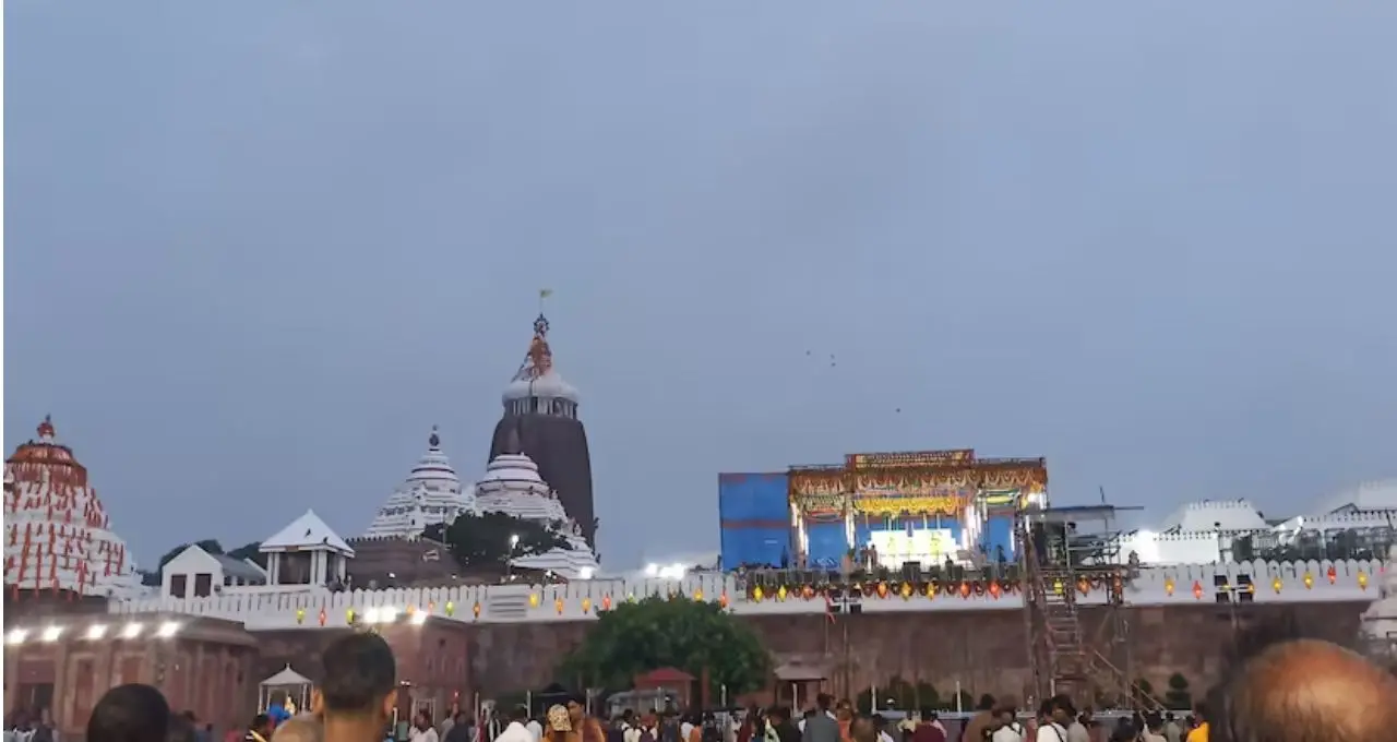 ট্রেনের টিকিট নেই? সড়কপথেই পুরী রথযাত্রা ২০২৬, আড়াই দিনের বাজেট রোড ট্রিপে ঘুরে আসুন জগন্নাথধাম