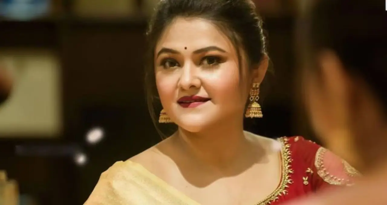 রান্নাঘর’ ছাড়ার পর মুখ খুললেন কনীনিকা, রচনার মতোই অকপট অভিনেত্রী—‘শো-টা এখনও মিস করি’