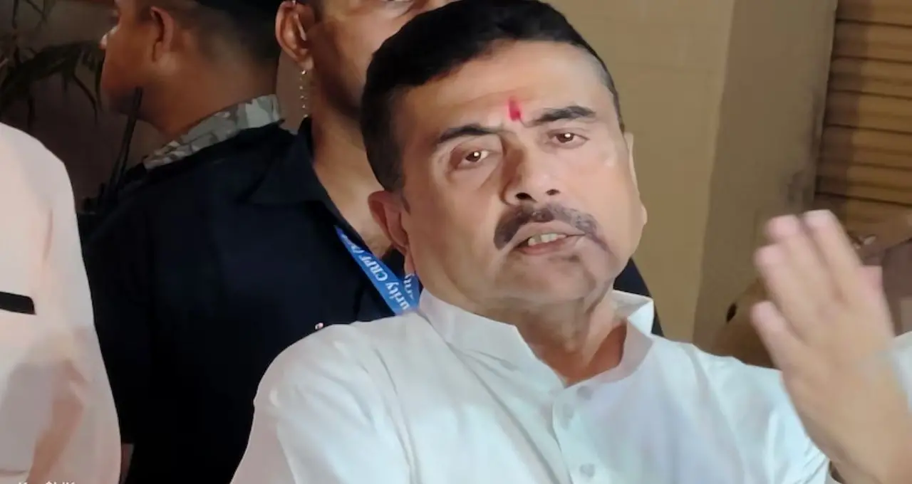 মুর্শিদাবাদে প্রশাসনিক বৈঠকে শুভেন্দু অধিকারী, ‘বেলডাঙার মতো ঘটনা ঘটলে দ্রুত ব্যবস্থা নিক পুলিশ’
