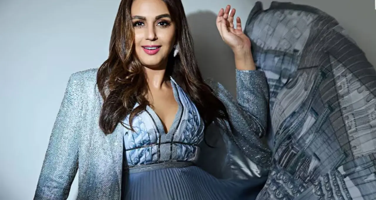কলকাতায় হুমা কুরেশি-শাকিব সেলিম, ছবির প্রচারে এসে খোঁজ আলু পোস্ত আর পছন্দের মাছের! ‘বেবি ডু ডাই ডু’ নিয়ে জমজমাট সফর

