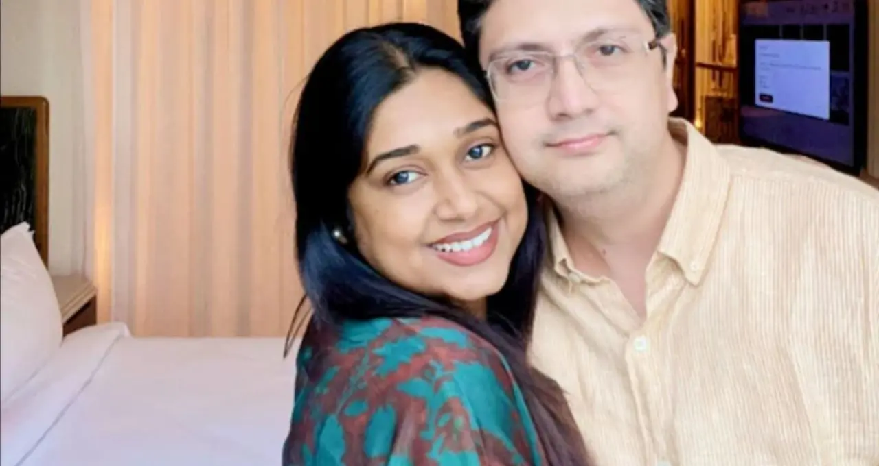 বিয়ের পর বদলাল পদবী! ‘মিত্র’ থেকে ‘ভট্টাচার্য’—প্রথম জন্মদিনে আবেগঘন পোস্টে মনের কথা জানালেন গায়িকা অন্তরা
