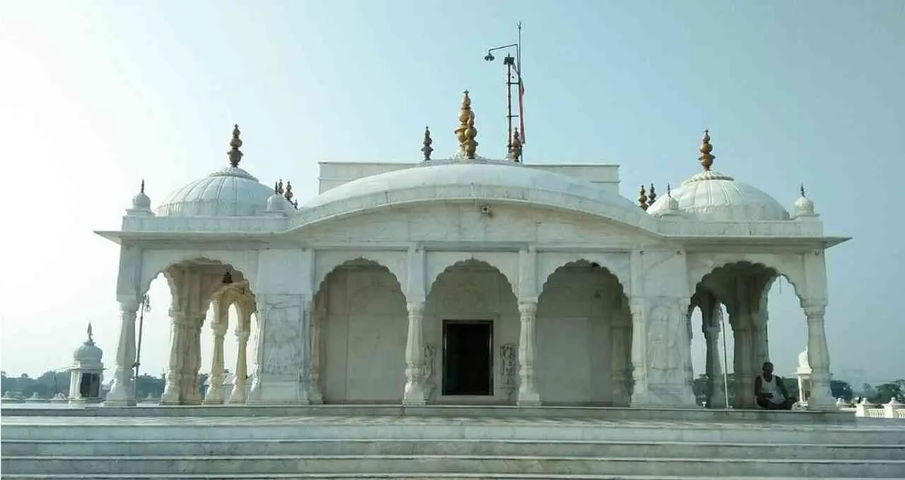 बिहार पर्यटन की नई पहल: पावापुरी जल मंदिर के पास बनेगा टूरिस्ट हेल्प सेंटर, श्रद्धालुओं को मिलेगी हर जरूरी जानकारी