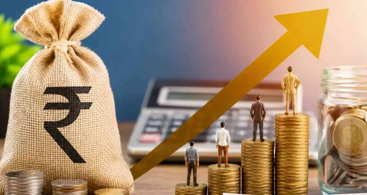 Accenture Salary Hike Policy: IT कर्मचारियों के लिए नया 50:50 फॉर्मूला लागू, बदला वेतन बढ़ोतरी का नियम