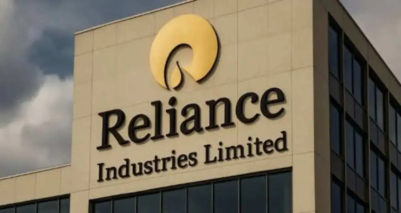 RIL Share Price: बाजार में कमजोरी के बीच रिलायंस इंडस्ट्रीज के शेयर में तेजी, ब्रोकरेज ने बढ़ाया भरोसा