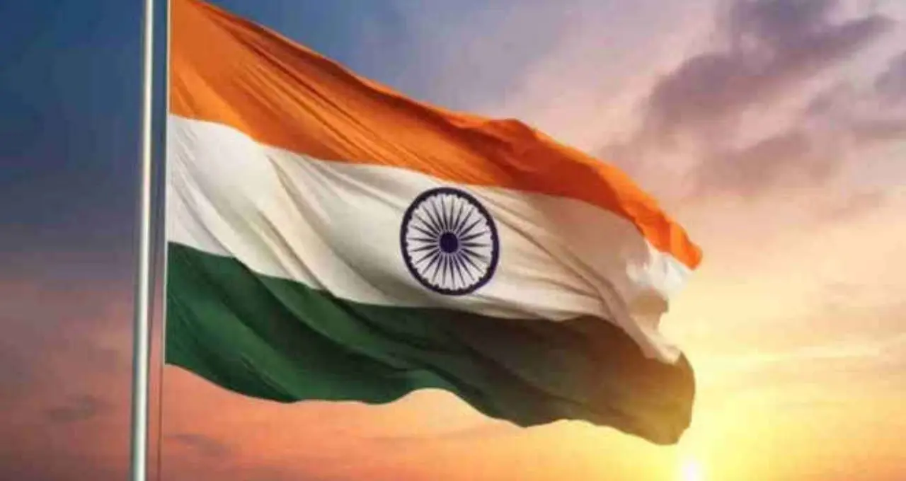 राष्ट्रीय ध्वज अंगीकरण दिवस 2026: तिरंगे के इतिहास, महत्व और गौरव की प्रेरक कहानी