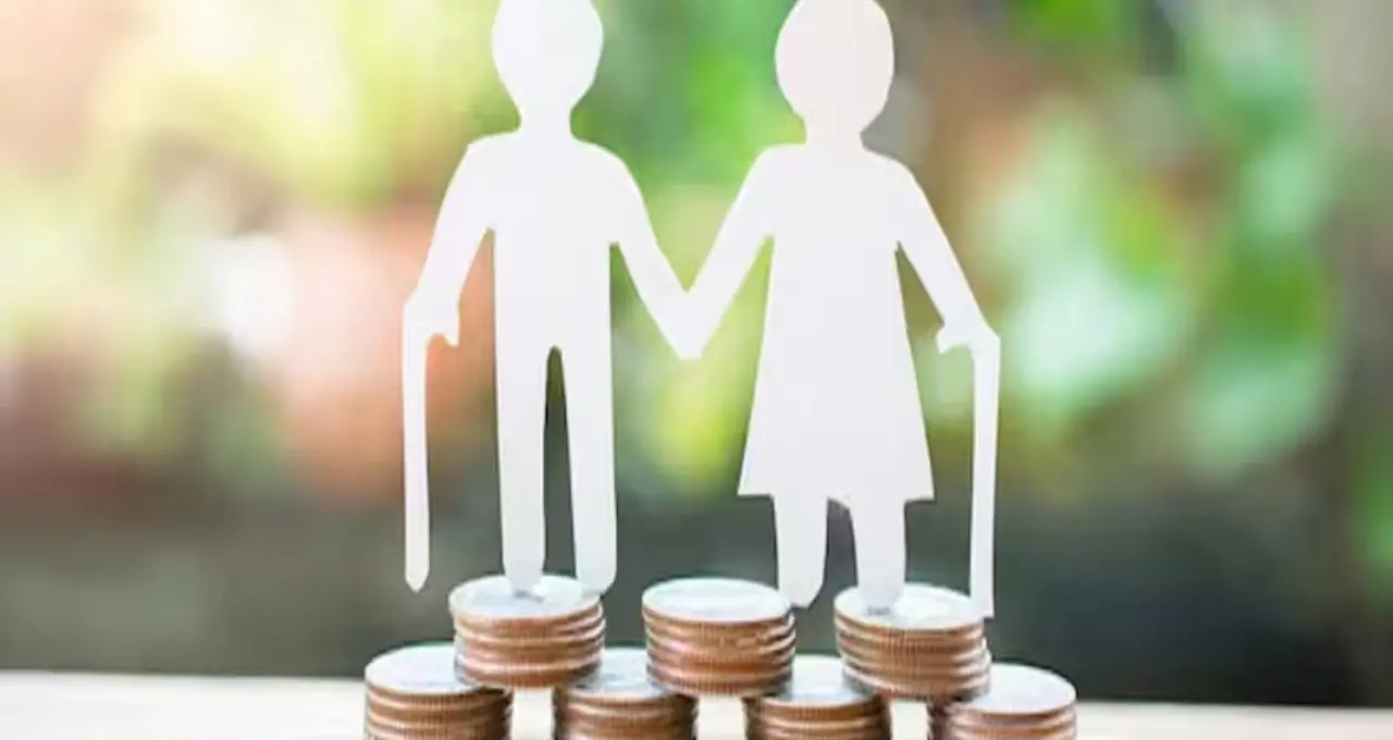 Pension & DA: ১,০০০ টাকা থেকে কি বেড়ে ৭,৫০০ হবে ন্যূনতম পেনশন? DA কি মিশবে মূল বেতনে? জানাল কেন্দ্র
