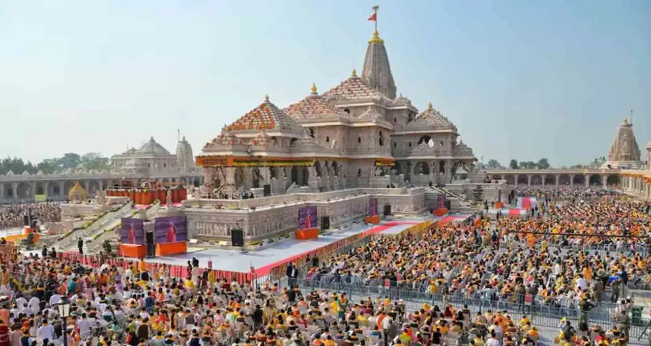 राम मंदिर चढ़ावा चोरी केस: पेंशन खाता सीज करने पर पुलिस से कोर्ट ने मांगा स्पष्टीकरण|