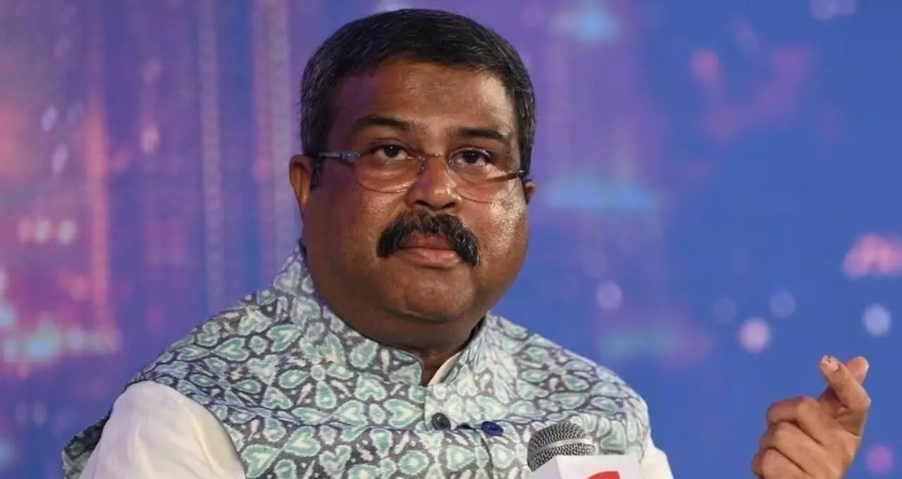 Dharmendra Pradhan: इस्तीफे के बाद पहली बार संसद पहुंचे, BJP-NDA सांसदों ने लगाए 'जिंदाबाद' के नारे
