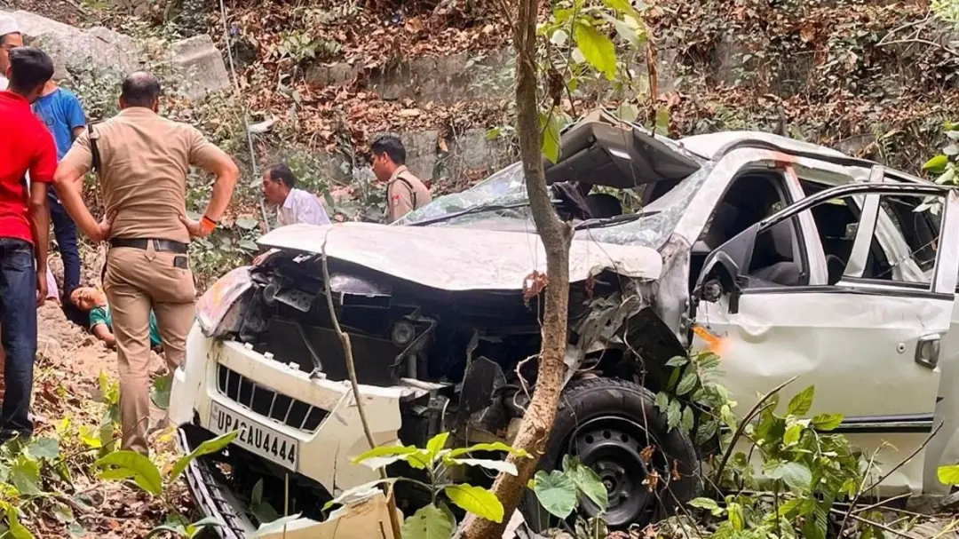 ഗൗള ബൈപാസിൽ രണ്ട് കാറുകൾ കൂട്ടിയിടിച്ചു ഒരു ഡ്രൈവർ സംഭവസ്ഥലത്തുനിന്ന് രക്ഷപ്പെട്ടു