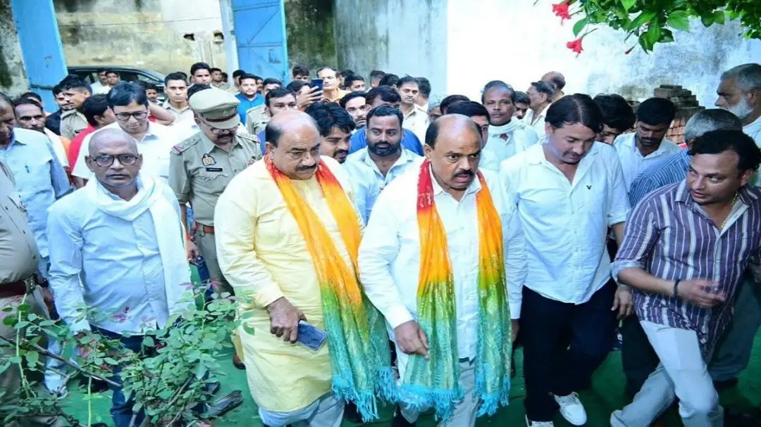 അലിഗഢിൽ നന്ദപ്രകാശ് നവമാന്റെ പേരിൽ മുഖ്യമന്ത്രിക്ക് വ്യാജപരാതി: ഡിജിപി നിർദേശത്തിൽ എഫ്ഐആർ
