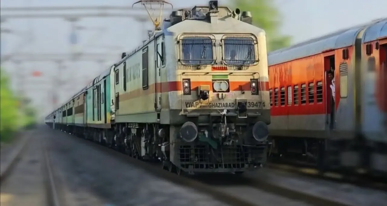 IRCTC-তে টাকা কেটে নিয়েছে, কিন্তু টিকিট হয়নি? রিফান্ড পেতে কী করবেন জানুন
