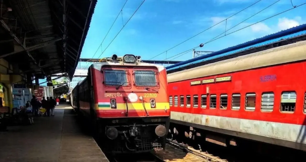 IRCTC-তে টাকা কেটে নিয়েছে, কিন্তু টিকিট হয়নি? রিফান্ড পেতে কী করবেন জানুন
