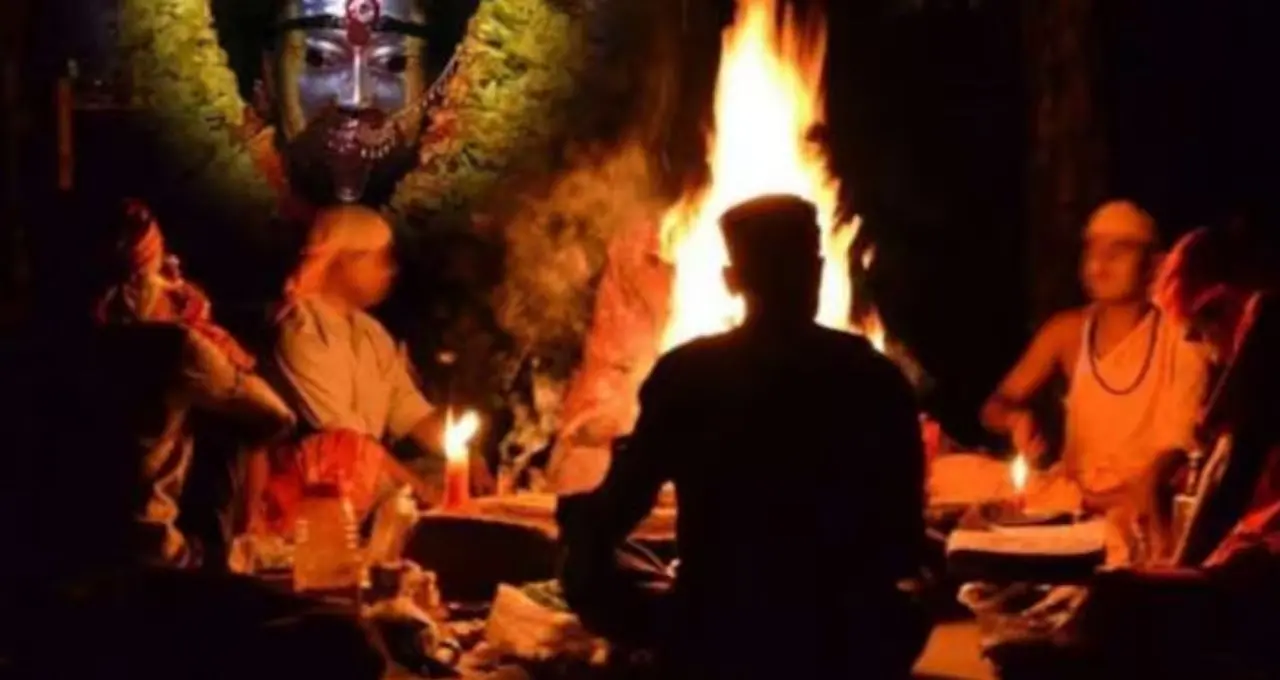 তারাপীঠে কৌশিকী অমাবস্যায় বড় নিয়ম বদল! গর্ভগৃহে ঢুকে পুজো নয়, VIP-দেরও মানতে হবে একই নিয়ম
