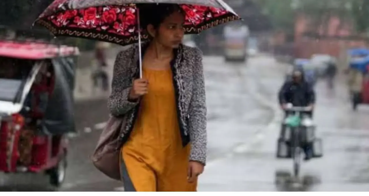 West Bengal Weather Forecast: বঙ্গোপসাগরে নিম্নচাপের প্রভাব, ঝড়-বৃষ্টিতে ভিজবে বাংলা! ঝাড়গ্রাম থেকে বর্ধমান, কোন জেলায় কেমন আবহাওয়া?
