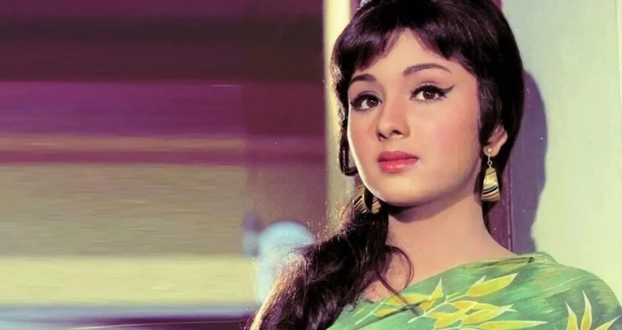Guess the Actress: ২৫ বছরেই বিধবা, তারপর ৩ বার বিবাহিত সুপারস্টারকে বিয়ে! মাত্র কয়েকদিনের দাম্পত্যেই স্বামীকে হারিয়েছিলেন এই নায়িকা