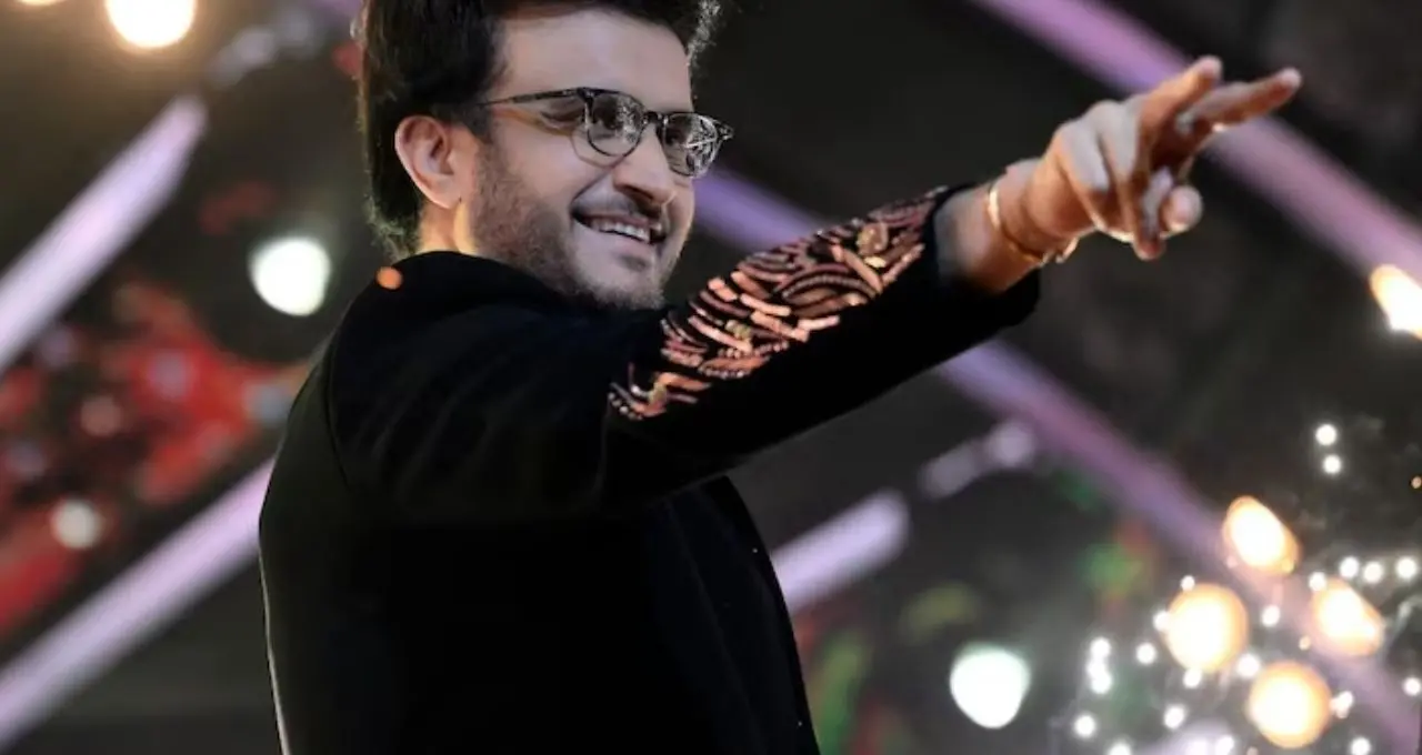 ১৬-১৭ বছরেই বাড়ির বাইরে, নিজের পায়ে দাঁড়ানোর লড়াই! বিগ বসের মঞ্চে সৃজলা গুহর জীবনের অজানা অধ্যায়
